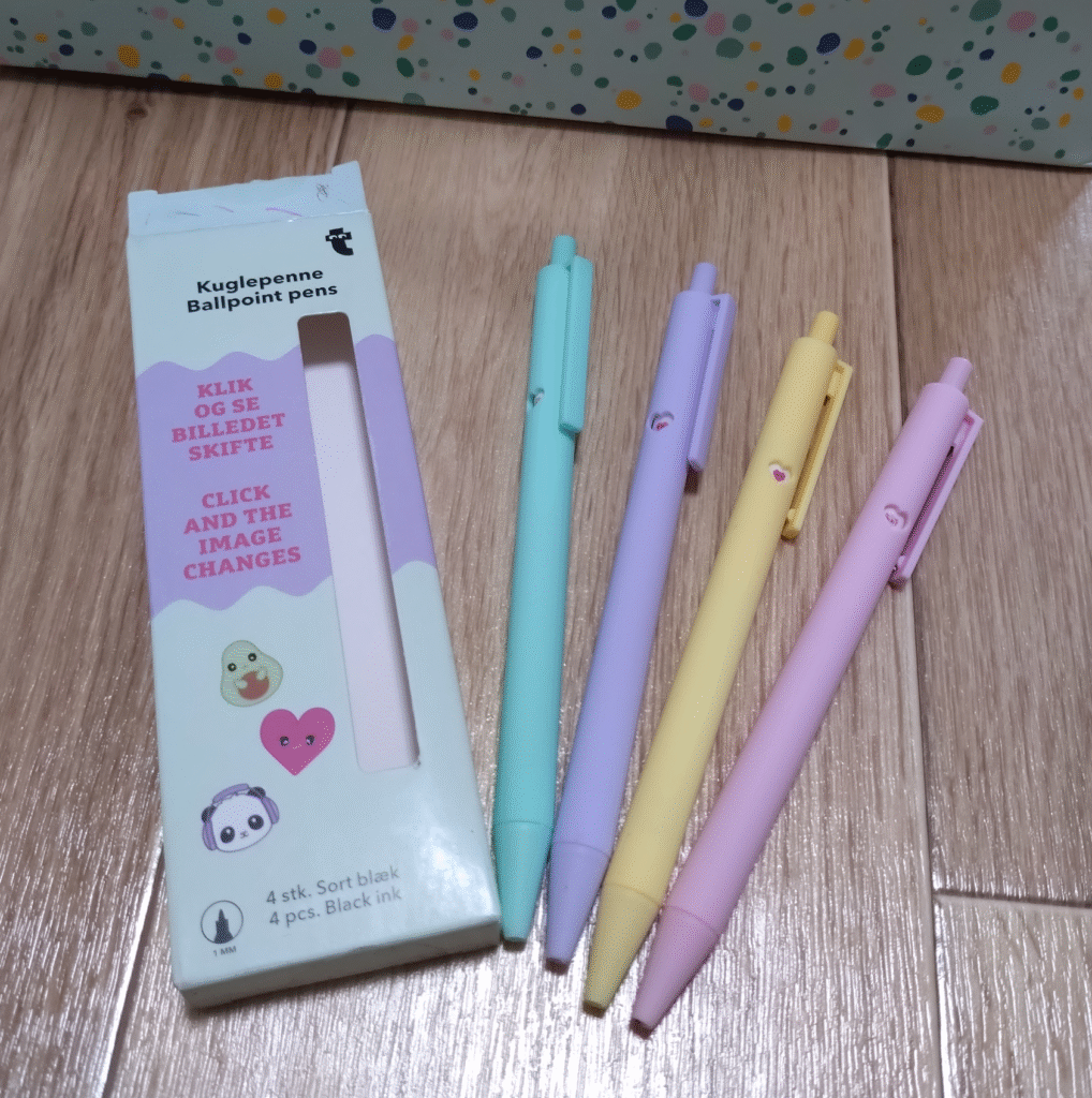 北欧雑貨 フライングタイガー サプライズバッグ 中身紹介 第二弾 ボールペンセット カラフル