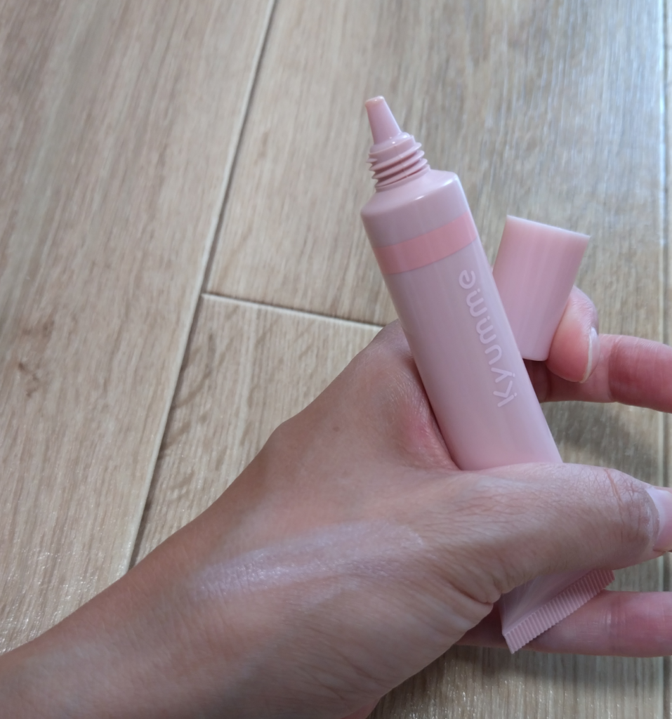 kyumme　キュンミー　ダイソー　コスメ　化粧下地　プライマー　カラーベース　ピンク　カバー力