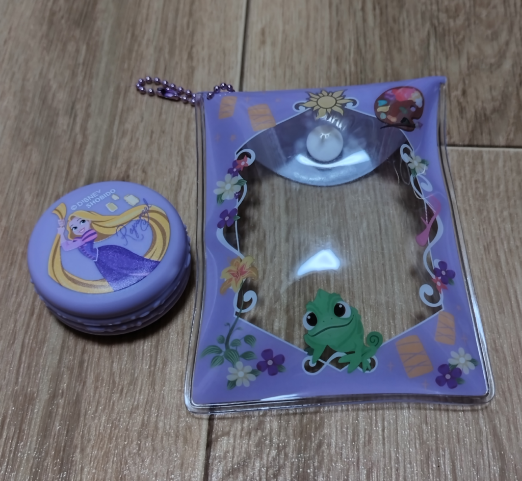 しまむらコスメ　ディズニー　disney　ラプンツェル　プリンセス　マカロンリップ　リップバーム　ポーチ付き