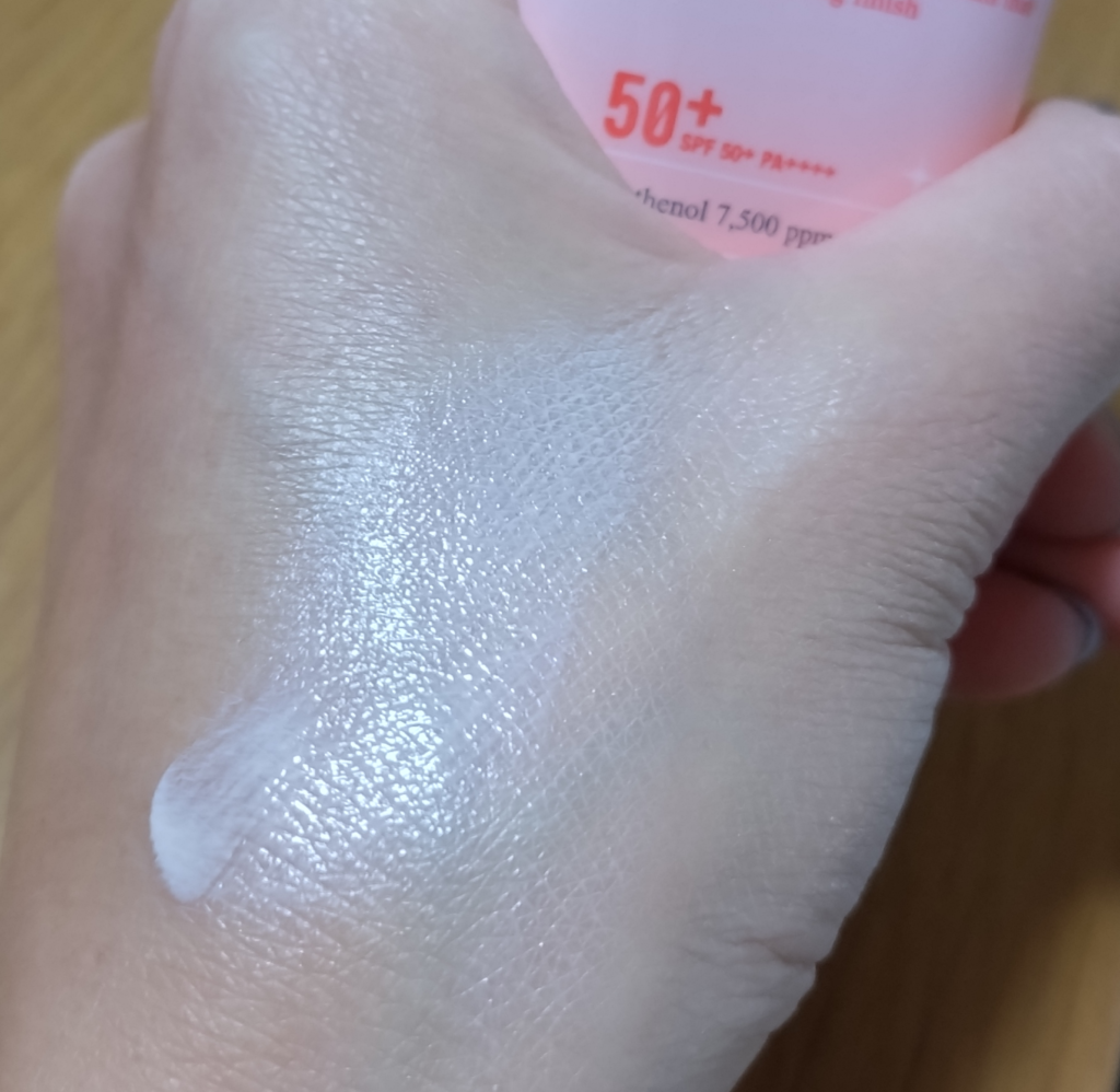 マリーアンドメイ　maryandmay　プライマーグロウサンクリーム　テクスチャー2