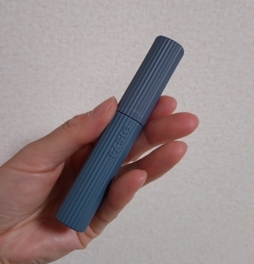 ファシオ ウルトラウォータープルーフマスカラ　ボリューム