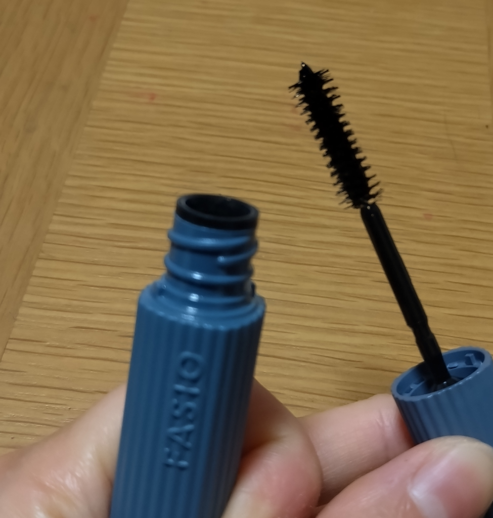 ファシオ ウルトラウォータープルーフマスカラ　ボリューム　ブラシ