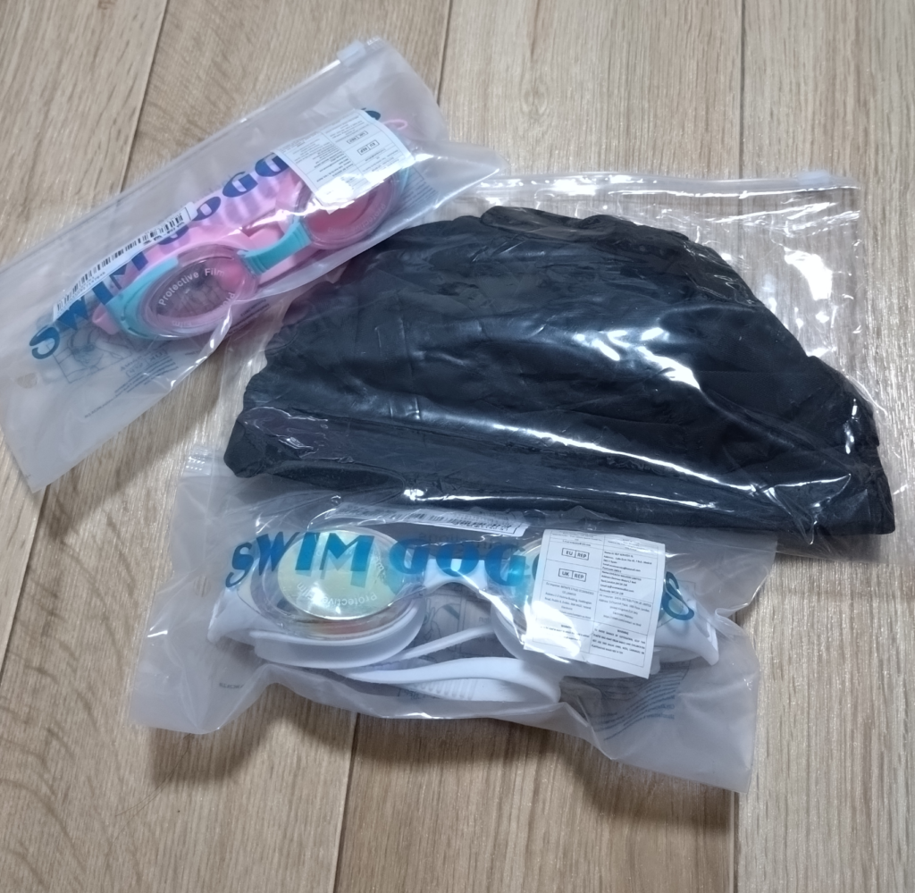 スパワールド 持ち物 ゴーグル スイムキャップ 帽子 shein