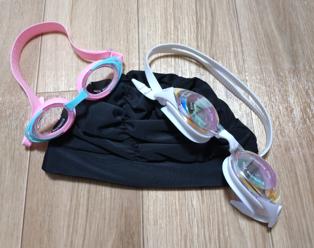 スパワールド 持ち物 ゴーグル スイムキャップ 帽子